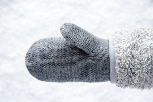 istock Wool Glove With Fleece, Snow 1048999894
