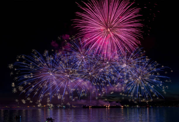 istock fireworks at sea inlet 1049004024