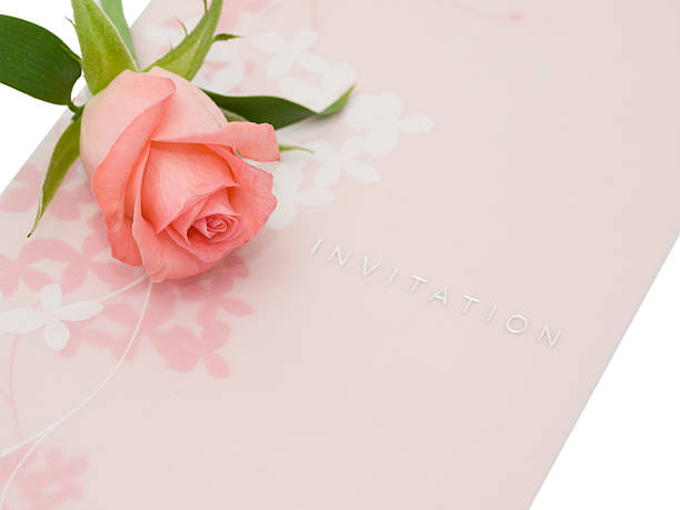 einladung und eine rose - clipping path wedding invitation invitation message stock-fotos und bilder