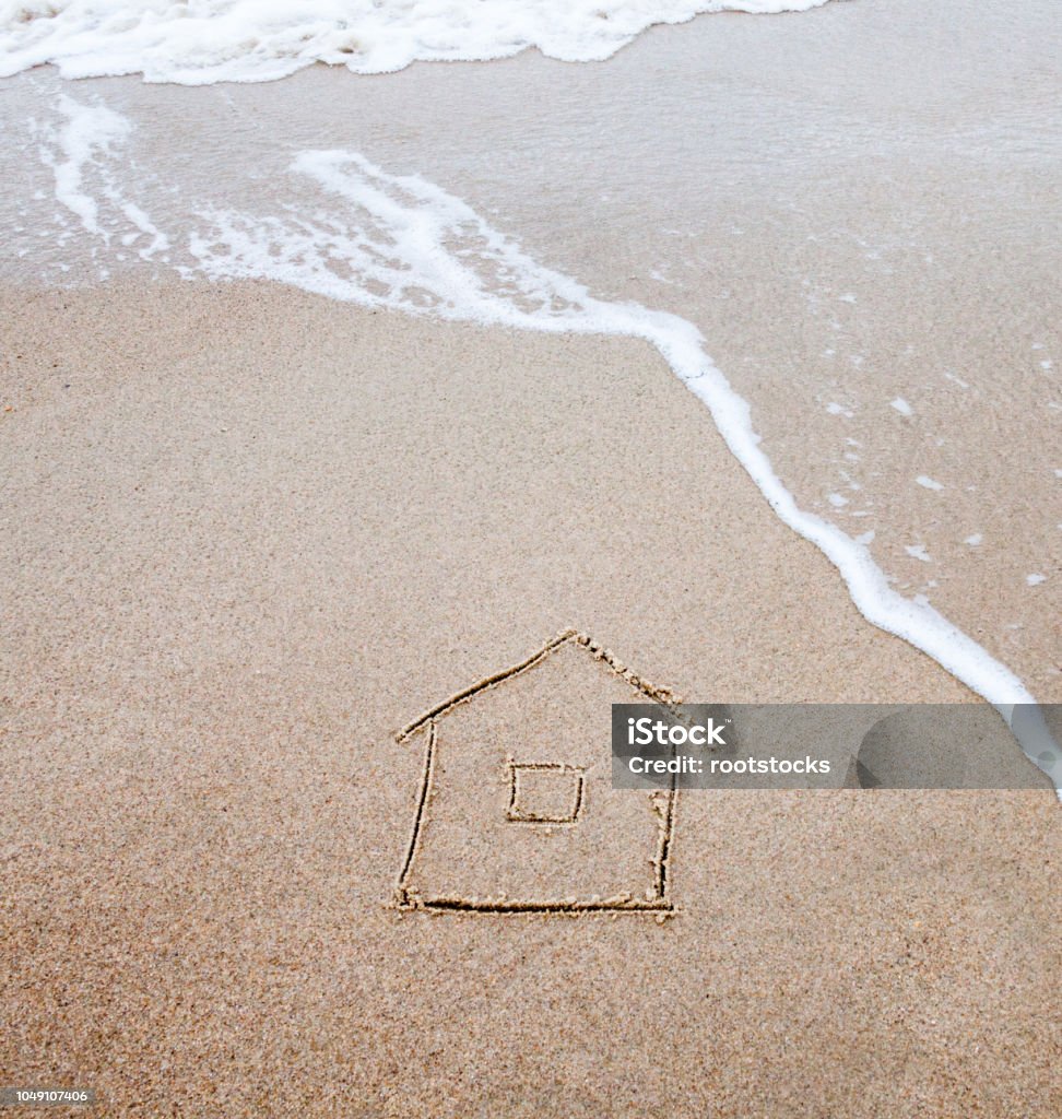 Gambar Rumah Di Atas Pasir Foto Stok - Unduh Gambar Sekarang - Tempat