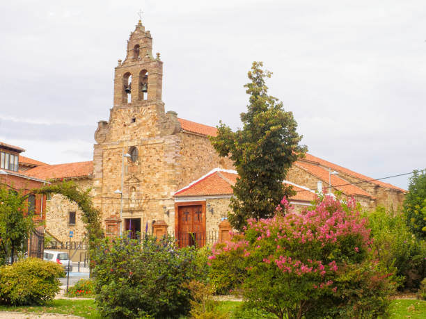 istock San Francisco Church - Astorga 1049159994