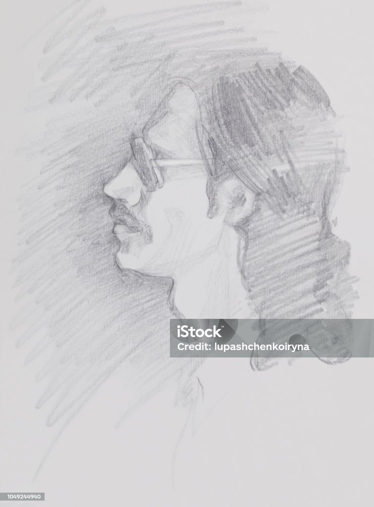 예술 선 그리기의 복고 스타일 안경에 긴 머리를 가진 남자의 프로필의 연필 초상화의 제작 예술 작품의 세련 된 그림 가족에 대한 스톡 벡터 아트 및 기타 이미지 - iStock 예술 선 그리기의 복고 스타일 안경에 긴 머리를 가진 남자의 프로필의 연필 초상화의 제작 예술 작품의 세련 된 그림 가족에 대한 스톡 벡터 아트 및 기타 이미지 - Istock