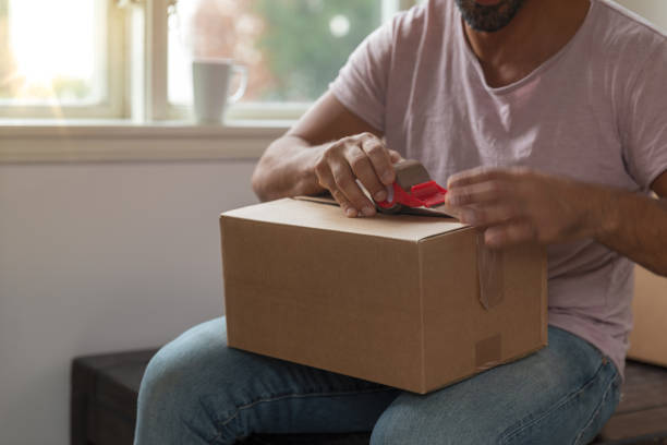 istock A man moving into a new home 1049273766