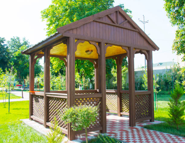 istock Alcove in the park 1049310276