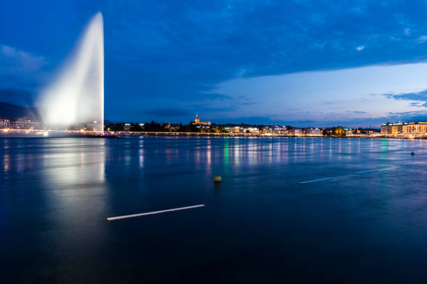 jet d'eau in geneva - jet way imagens e fotografias de stock