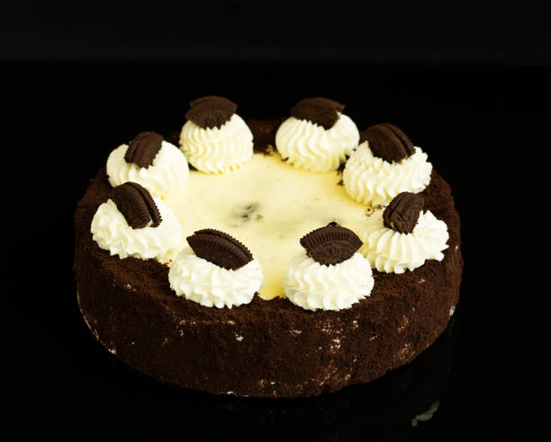 istock Cheesecake black velvet. 1049520082
