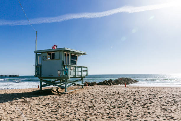 istock Lifeguard House on Venice Beach, Los Angeles 1049553938
