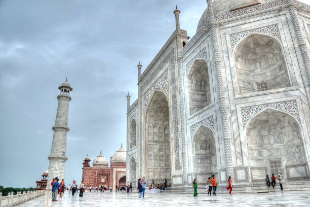 istock TAJ MAHAL - AGRA U.P (INDIA). 1049670802