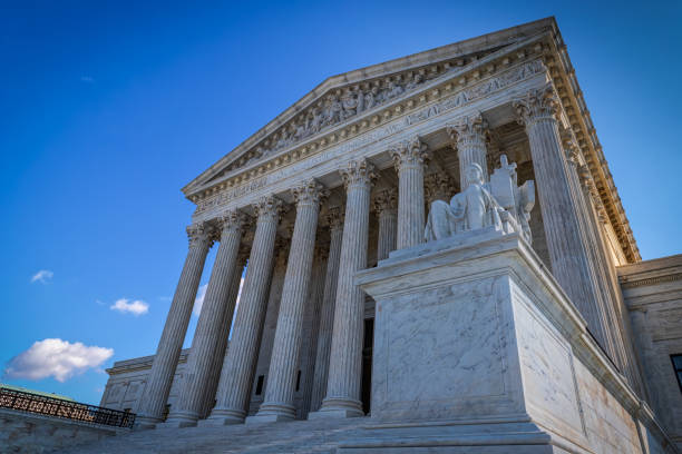 istock Supreme Court 13 1049769108