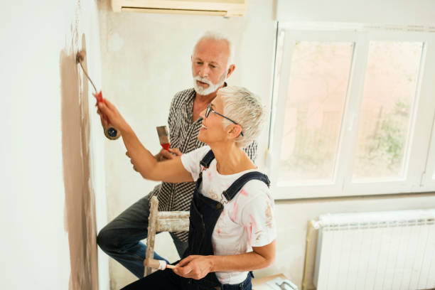 istock Couple remodeling their home 1049827698