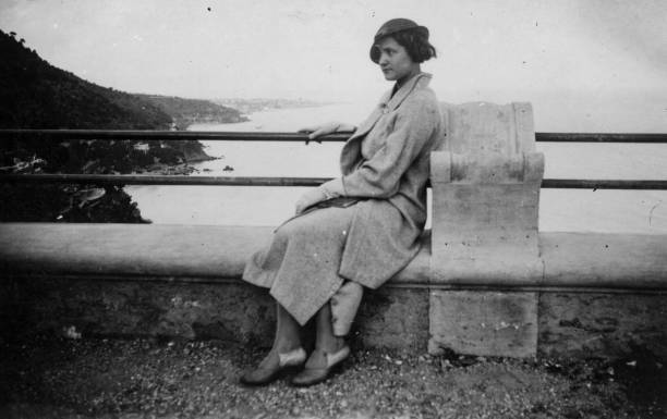 1930s. alassio liguria italy - young women 20s people one person imagens e fotografias de stock