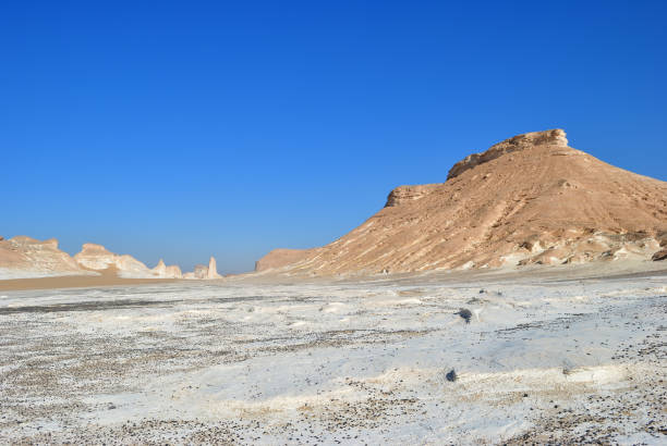 istock Aqabat mountains in Sahara, Egypt 1049887710