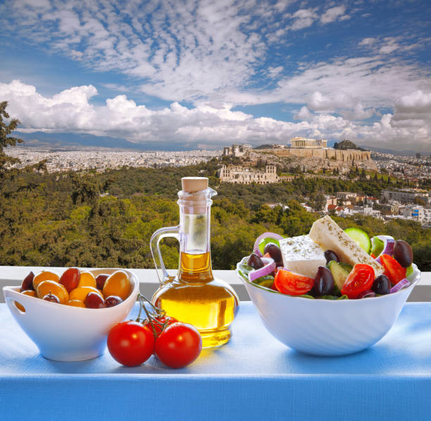 유명한 아크로폴리스와 아테네, 그리스 그리스 샐러드 - greece athens greece acropolis greek culture 뉴스 사진 이미지
