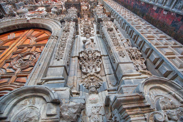 istock Scenic old churches in Zocalo, Mexico City 1049976320
