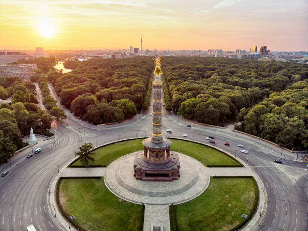 istock The victory column Tiergarten aerial view 1049978844