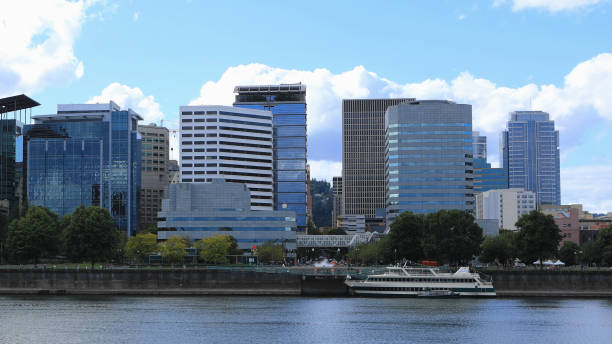 istock Portland, Oregon on a fine sunny day 1049985538