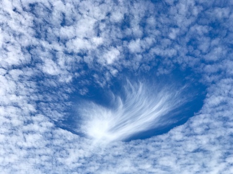 Fallstreak hole - aka “Hole punch” clouds