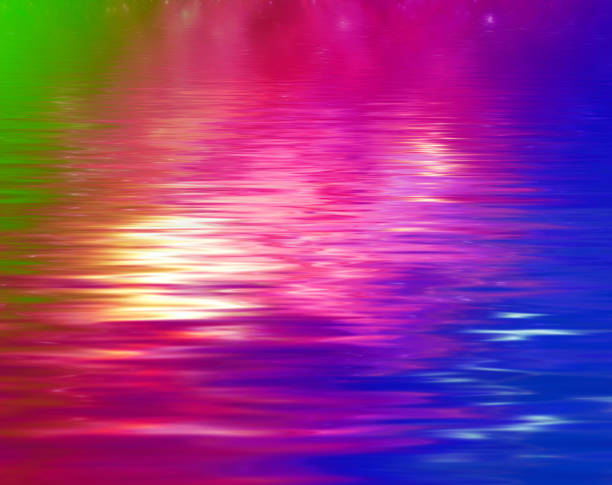 riflessione concettuale sulla superficie dell'acqua - blurred motion circle reflection illuminated foto e immagini stock