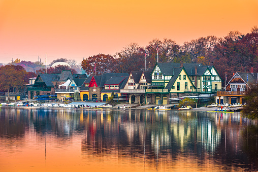 Philadelphia, Pennsylvania, USA dawn on the Schuylkill River at Boathouse Row.