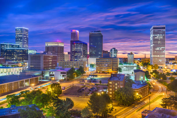 istock Tulsa, Oklahoma, USA Skyline 1050312428