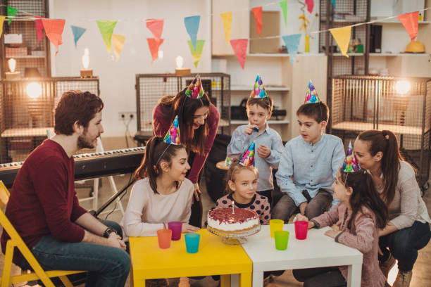 istock Kids celebrating birthday 1050399214
