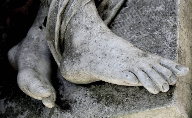 istock details sculpture legs 1050399468