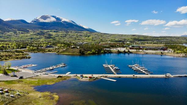 Frisco Marina, Frisco Colorado This is an aerial shot, taken by drone over the water of the marina in Frisco, Colorado. Frisco is a beautiful mountain town, situated high in the Colorado Rocky Mountains. frisco colorado stock pictures, royalty-free photos & images