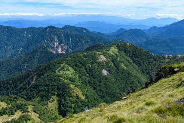 istock Mt.Goshiki seen from Mt.Okushirane 1050646374
