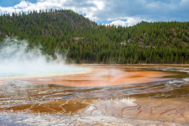 istock Orange and red runoff from Grand Prismatic Spring 1050726812