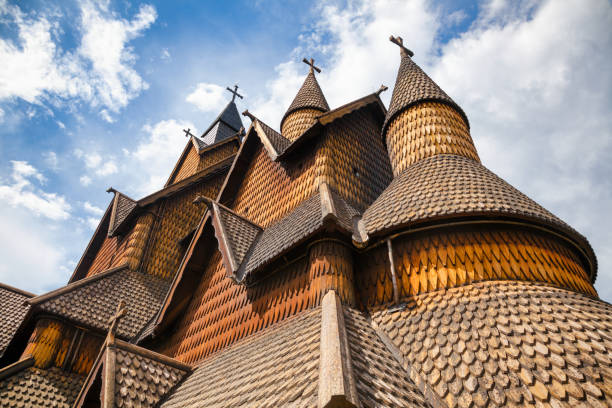 heddal stave church telemark norway scandanavia - stavkyrkje imagens e fotografias de stock