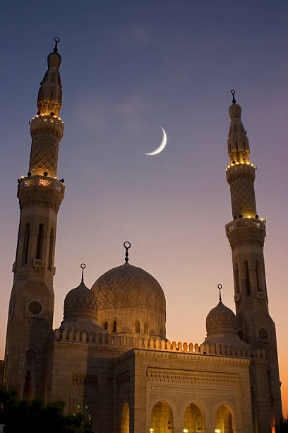 mesquita ao pôr-do-sol - jumeirah mosque - fotografias e filmes do acervo