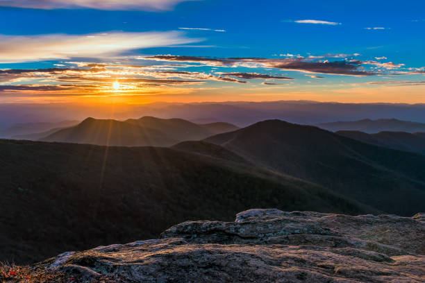 istock Craggy Gardens Sunset - Blue Ridge Mountains 1051015500