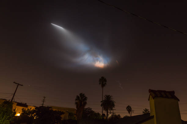 istock SpaceX Falcon 9 delivering rocket to space as a long exposure shot 1051023672