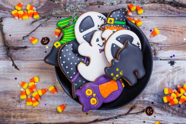 istock Halloween gingerbread cookies on a plate 1051078118