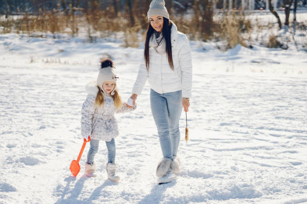 istock Mom and daughter 1051081404