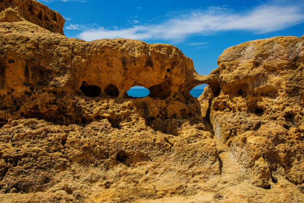 istock Seascape Alvor Portugal 1051107922