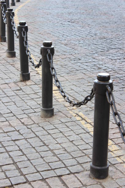 istock Anchor chain fence 1051127148