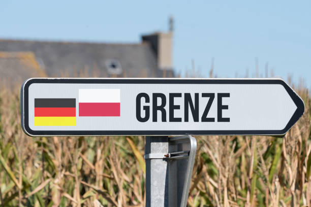 istock A sign points to the border between Germany and Poland 1051263484