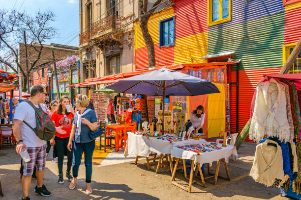 La Boca Neighborhood, Argentina BUENOS AIRES, ARGENTINA, SEPTEMBER - 2018 - Traditional street at famous la boca neighborhood, Buenos Aires caminito stock pictures, royalty-free photos & images