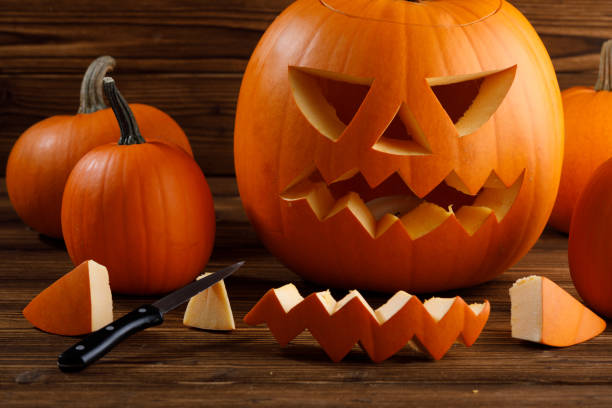 istock Carving Halloween pumpkin 1051390020