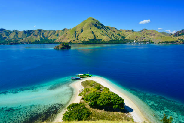istock Kelor Island paradise in Indonesia 1051563122