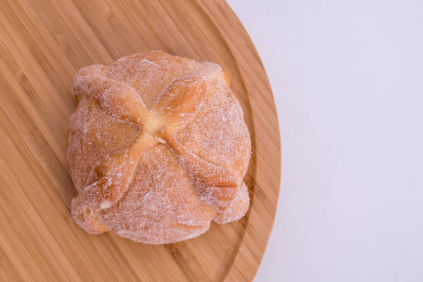 istock Traditional Mexican Bread of the Dead (Pan de Muerto) 1051578564