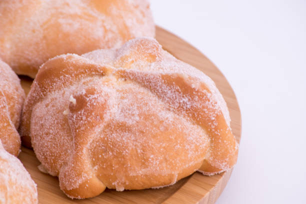 istock Traditional Mexican Bread of the Dead (Pan de Muerto) 1051578696