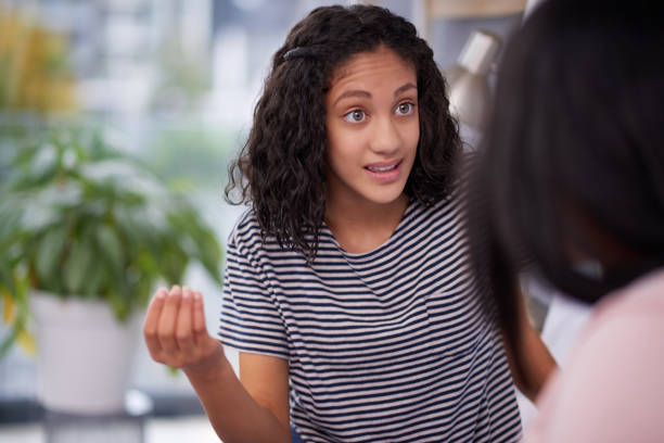istock Telling my best friend what happened today 1051675106