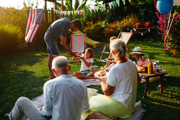 istock Multi-generation Family Celebrating 4th of July 1051705528