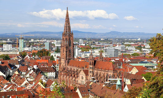 After twelve years of renovation, the Freiburg Minster is again largely without scaffolding.