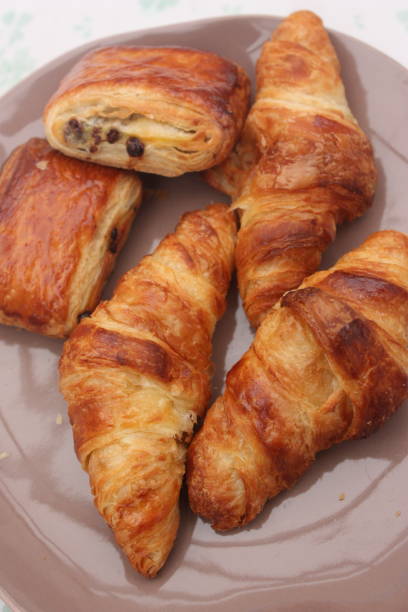 istock Pastries  Artisanal manufacturing baker 1051780370