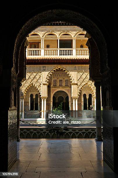 Королевский Алькасар В Севилье Испания — стоковые фотографии и другие картинки Mudéjar - Mudéjar, Андалусия, Арабеска