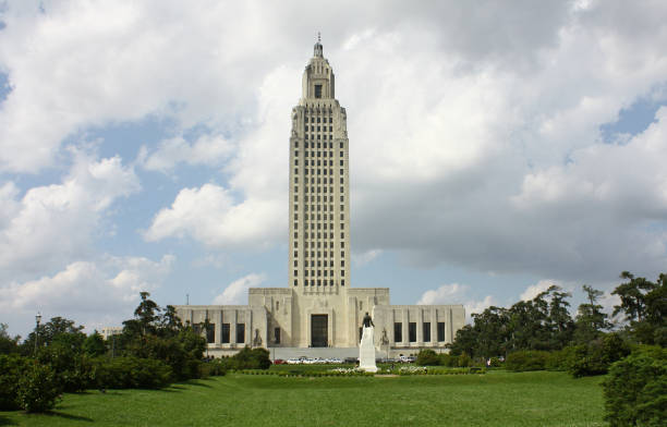 istock LOUISIANA STATE CAPITOL WELCOME CENTER 1052099078