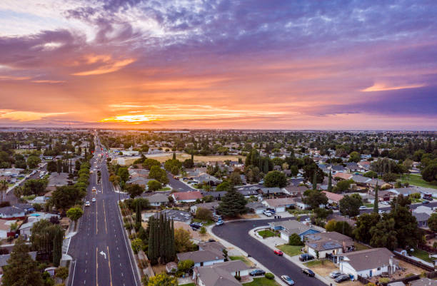캘리포니아 교외에 있는 집의 공중 - sunset district 뉴스 사진 이미지